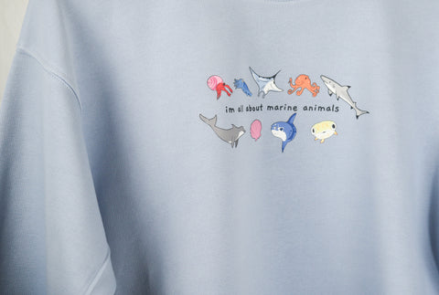 "im all about marine animals' Cropped Sweater