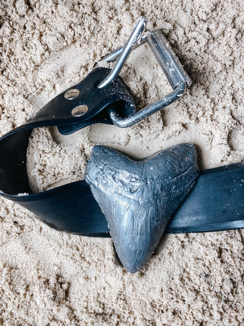 Shark Tooth Dive Weight (1kg)